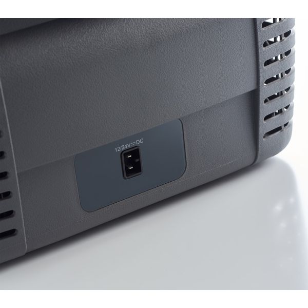 Conexiones de Nevera 31 litros con Compresor Dometic