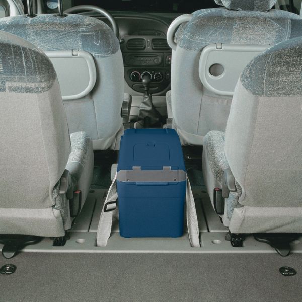 Nevera portátil de 8 Litros Mobicool - coche interior
