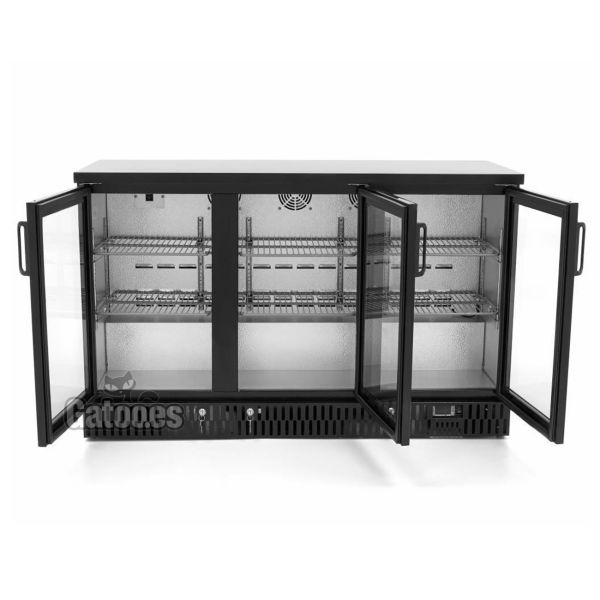 Vista abierto Frigorífico Vertical Triple Profesional 341 Litros LXB3. 3 Puertas de cristal. Alto 85 x Ancho 135 cm.